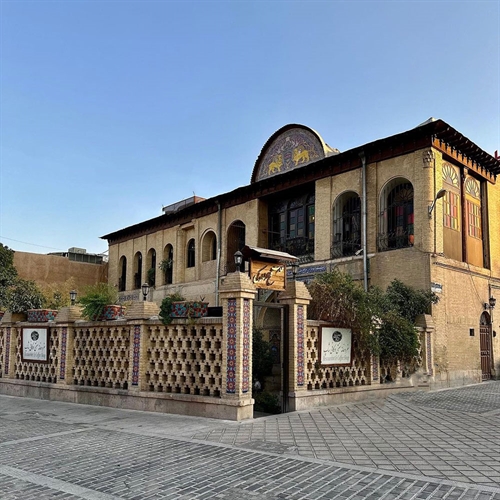 کافه عمارت فتح الملوکی 
